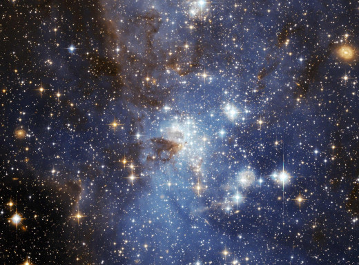 435303 (a): :2398x1767